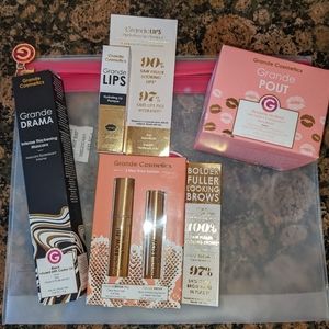 Grande Cosmetics lips mascara drama brow system pout mask Gift Set